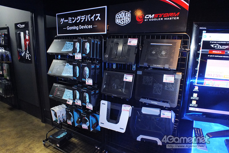 Illustration for article titled Inside a Swanky Tokyo Shop for PC Gamers